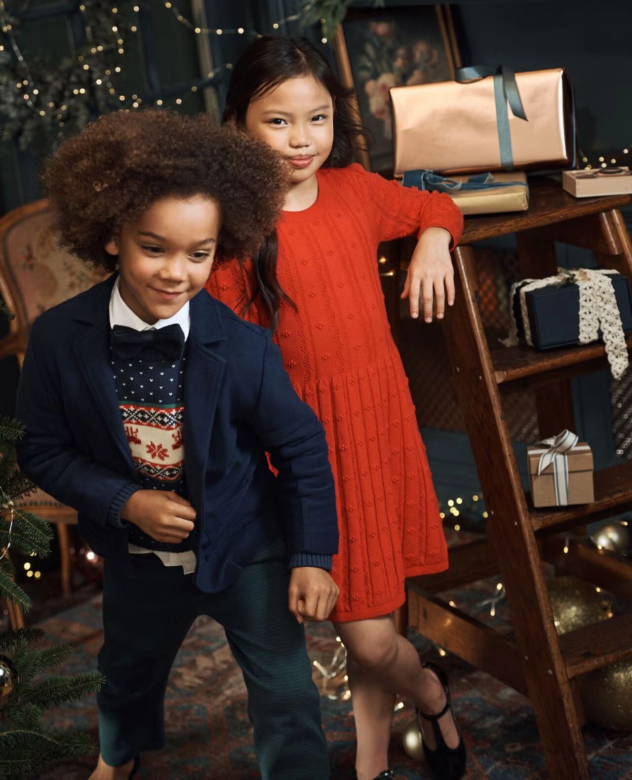 Holiday Sweater Dear Deer on Navy