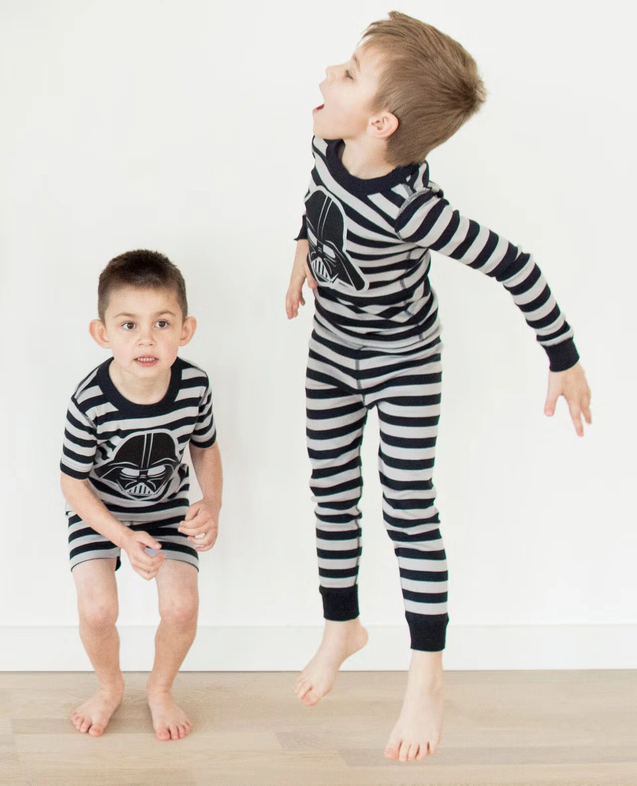 STAR WARS™ HannaJams™ Pajama Set Black/Clay Grey