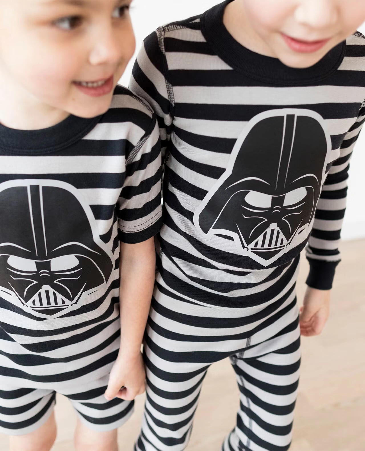 STAR WARS™ HannaJams™ Pajama Set Black/Clay Grey