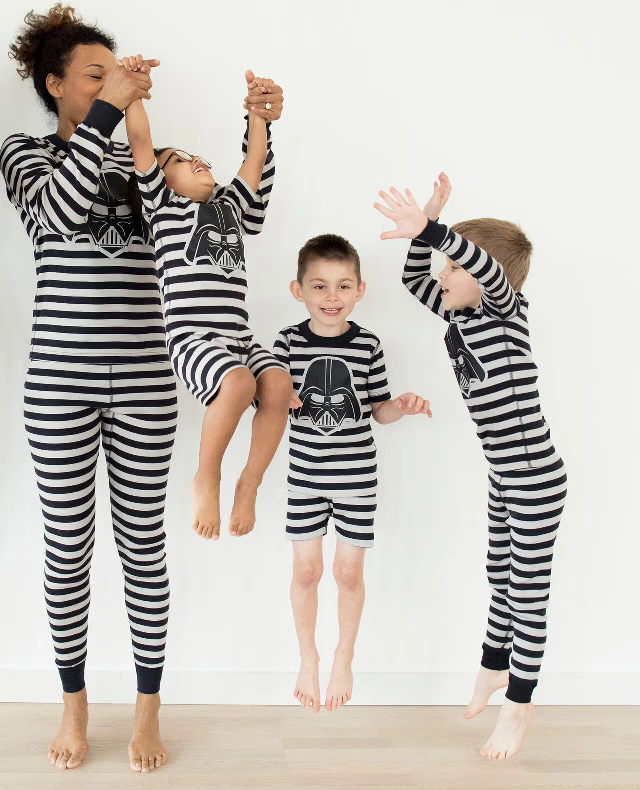 STAR WARS™ HannaJams™ Pajama Set Black/Clay Grey